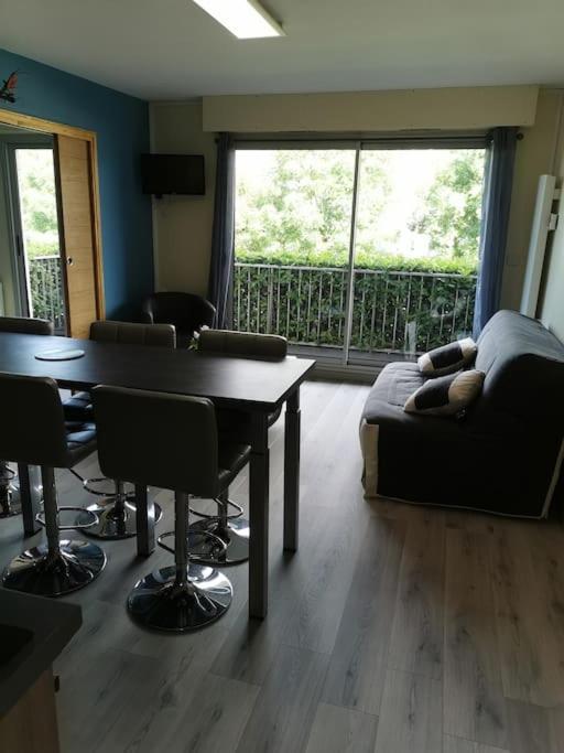 Apartment Le Bonheur Au Feuillage Honfleur